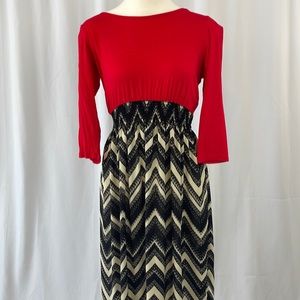 Espresso Long Maxi 3/4 sleeve dress Size: Large Red with black/white chevron